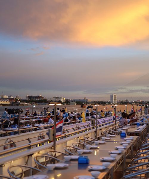 Chao Phraya River Cruise With Dinner