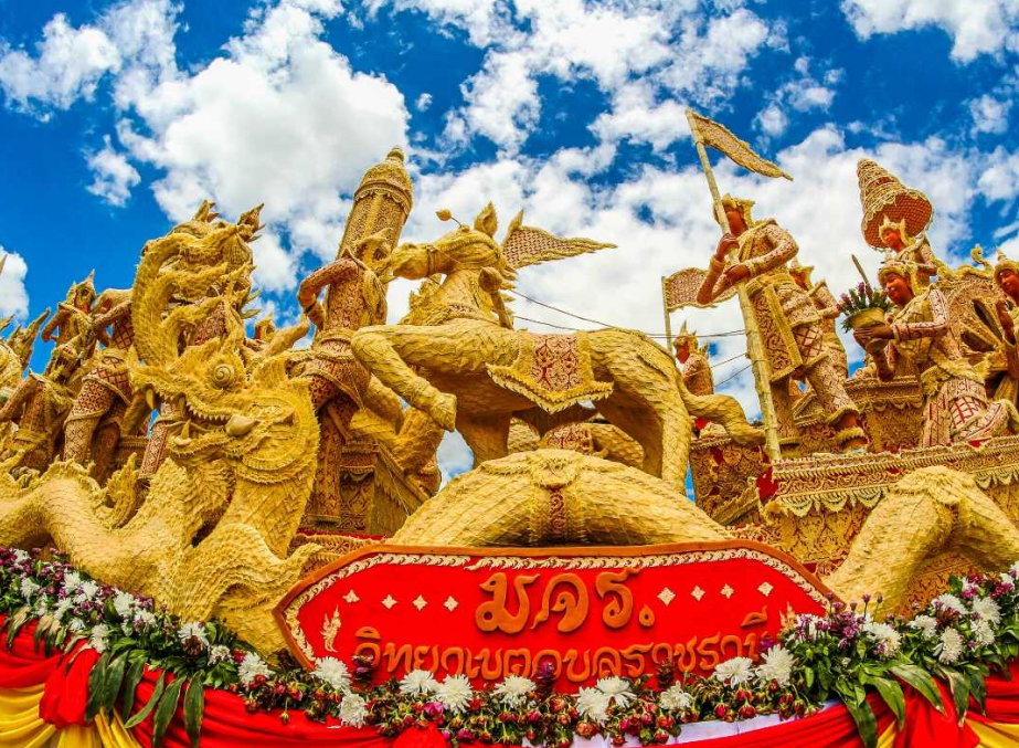 Ubon Ratchathani - Candle Festival